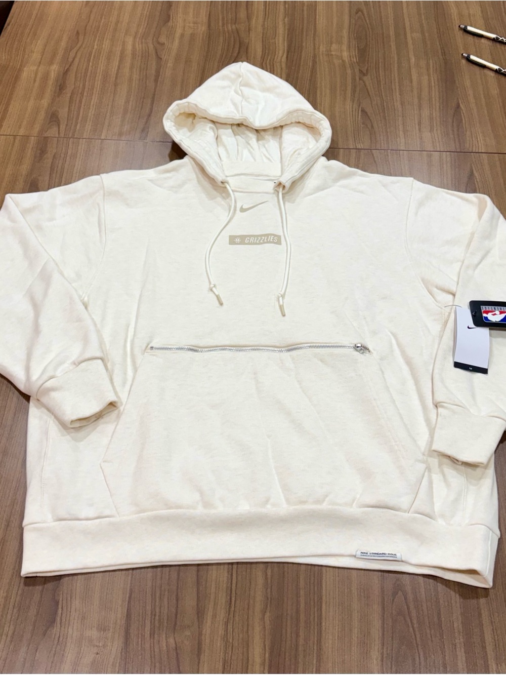 Nike NBA Memphis Grizzlies Standard Issue Travel Hoodie Cream 2XLT NWT